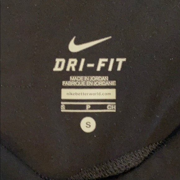 Nike Dri-Fit Cropped Leggings - Picture 3 of 3